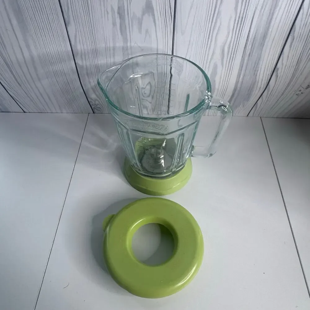 Margaritaville Frozen Concoction Maker 36 oz Glass Pitcher & Lid